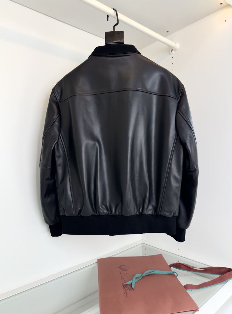 L0r0 P1ana outwear